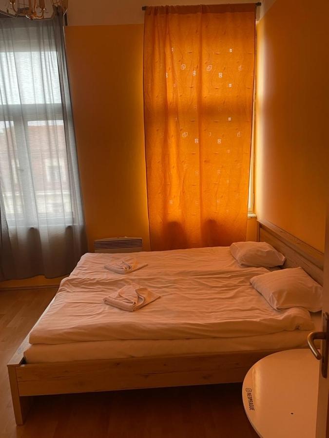 Hotel Praha Club Bed & Breakfast Praga Exterior foto