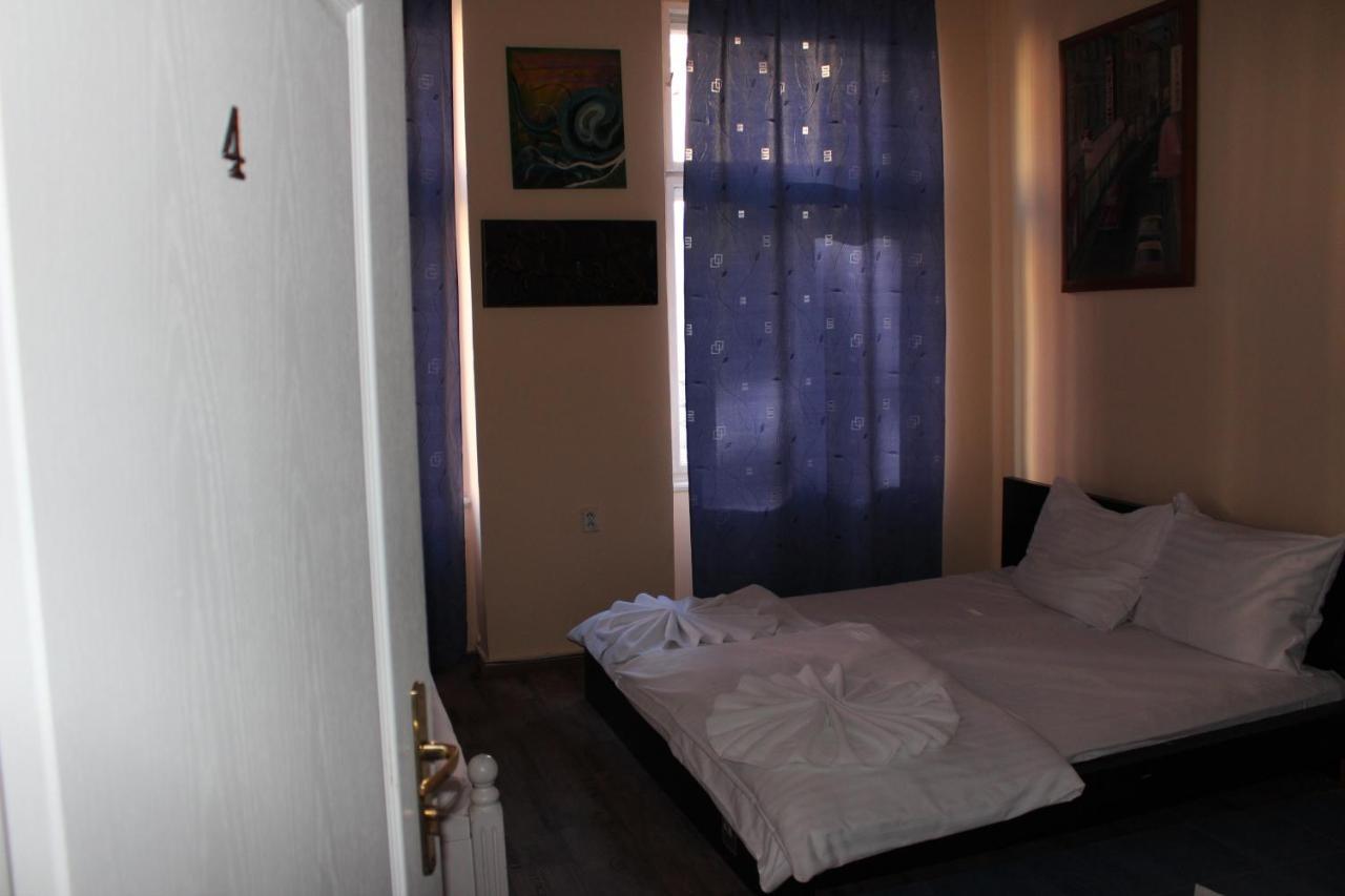 Hotel Praha Club Bed & Breakfast Praga Exterior foto
