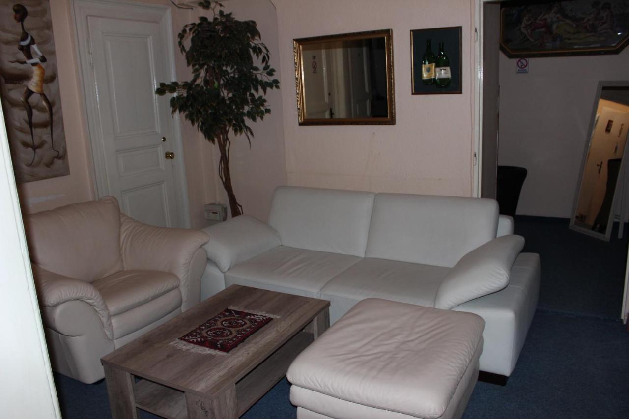 Hotel Praha Club Bed & Breakfast Praga Exterior foto